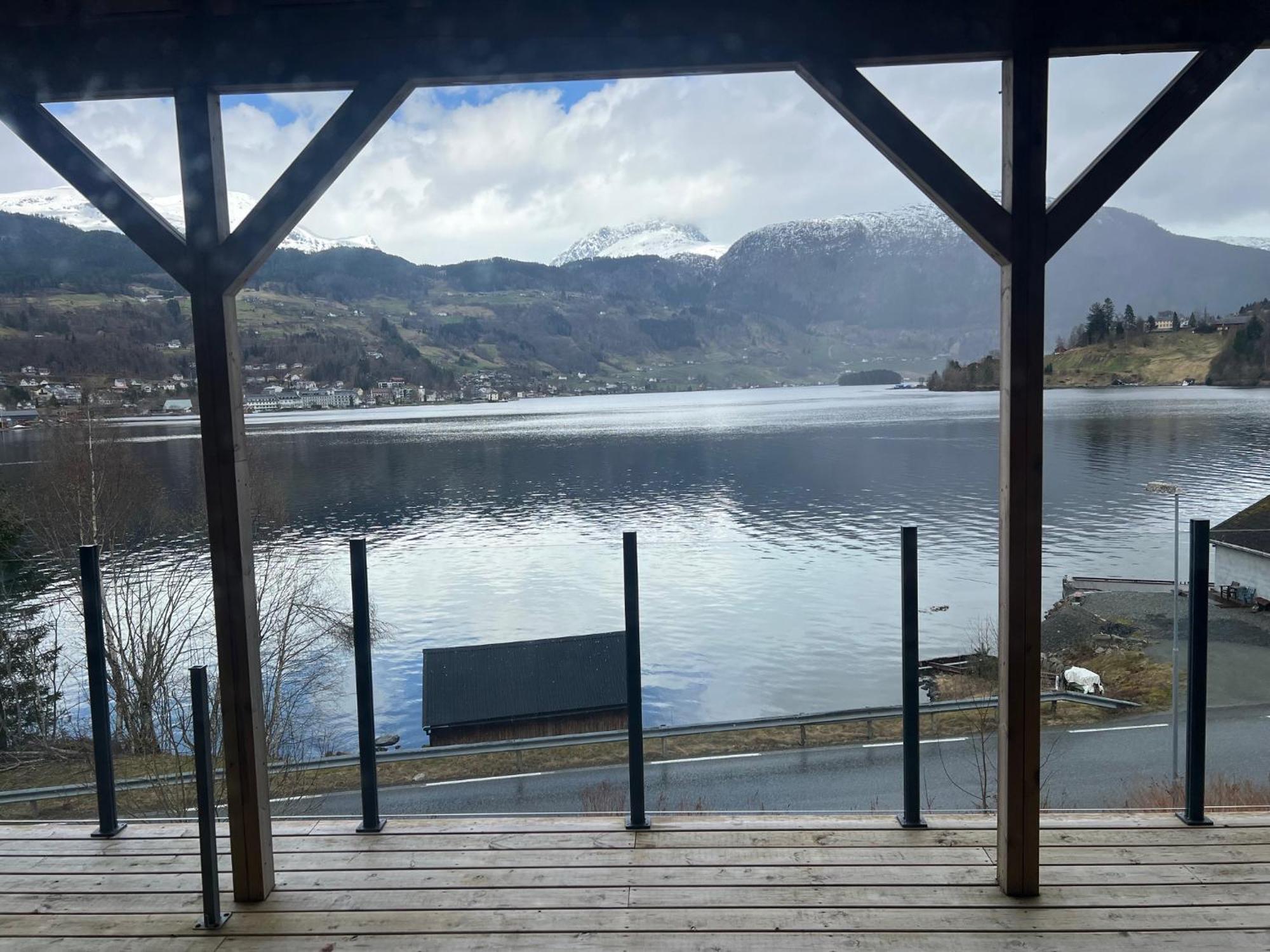 Hotel Trolltun, Frystevegen 4 Ulvik Exterior foto